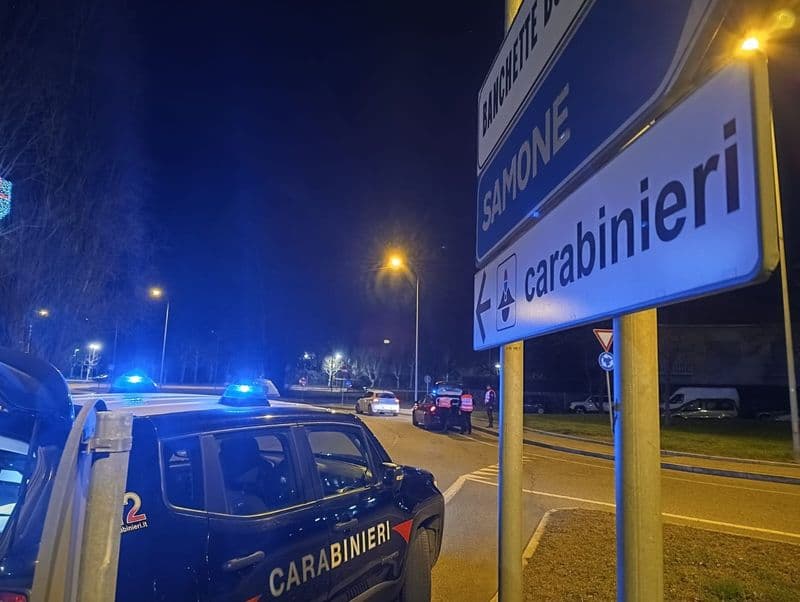 IVREA - Controlli sulle strade: due ubriachi al volante denunciati, sequestrati ecstasy, hashish e marijuana