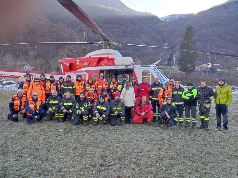 SPARONE - Maxi esercitazione di vigili del fuoco e Aib: impegnati più di 120 volontari - FOTO