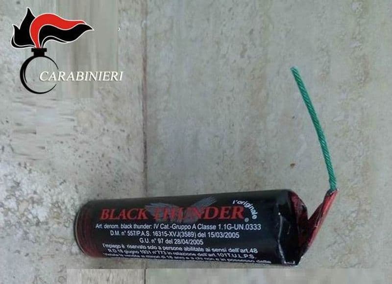 CHIVASSO - Botti illegali, primo sequestro in Canavese: denunciato alla procura di Ivrea un uomo di 46 anni