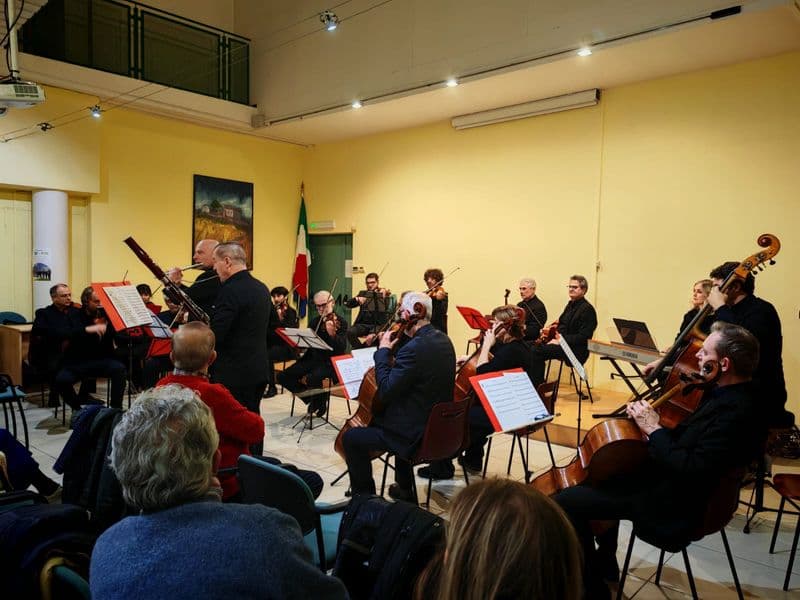 CASTELLAMONTE - Applausi al concerto dell'orchestra Melos Filarmonica - FOTO