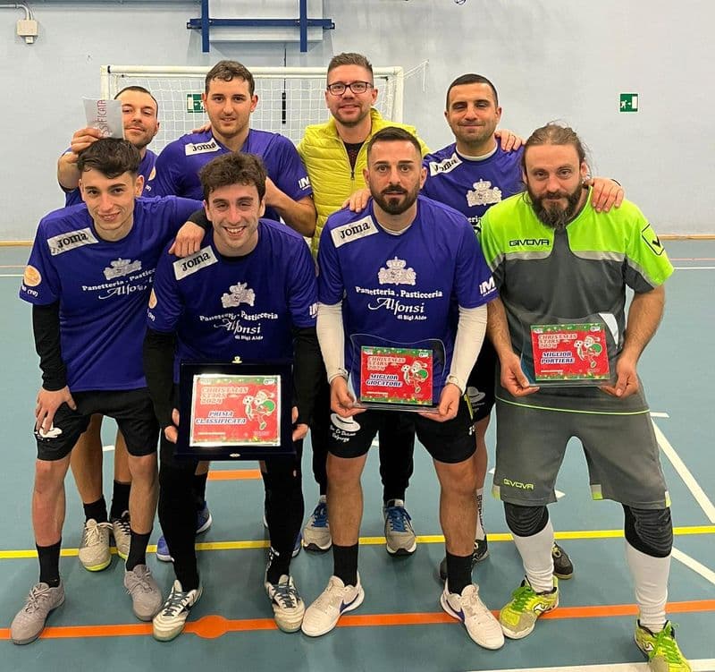 CARAVINO - Calcio a 5, l'Atletico Malù trionfa nella Christmas stars