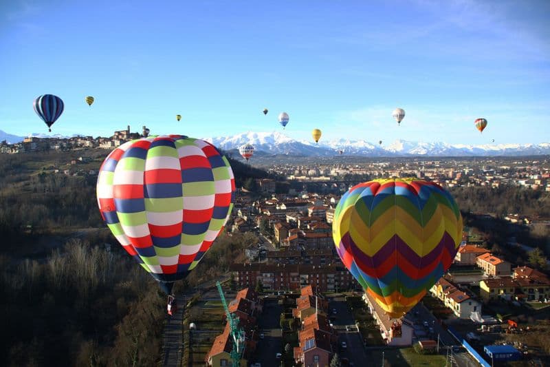 EVENTI – A Mondovì tornano le mongolfiere della Befana