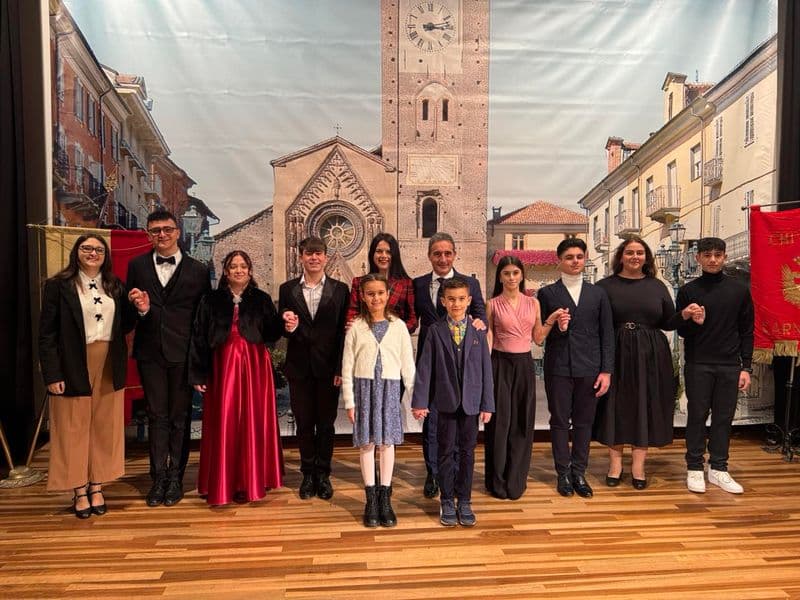 CHIVASSO - Storico Carnevalone, Isabella Caruso ed Enzo Falbo sono la Bela Tolera e l'Abbà 2025 - FOTO