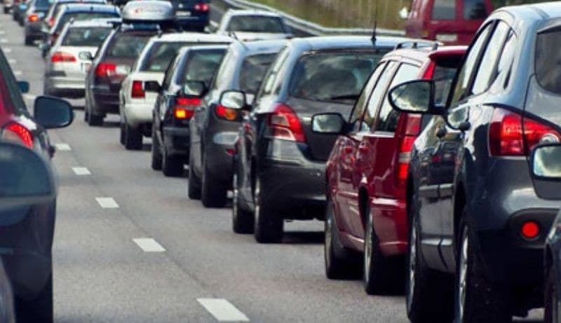 IVREA-SANTHIA' - «Controesodo», traffico intenso: code di quattro chilometri in direzione Milano per il blocco ai mezzi pesanti