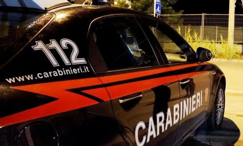 LEINI - Tre spaccate in una sola notte, coppia di ladri arrestata dai carabinieri