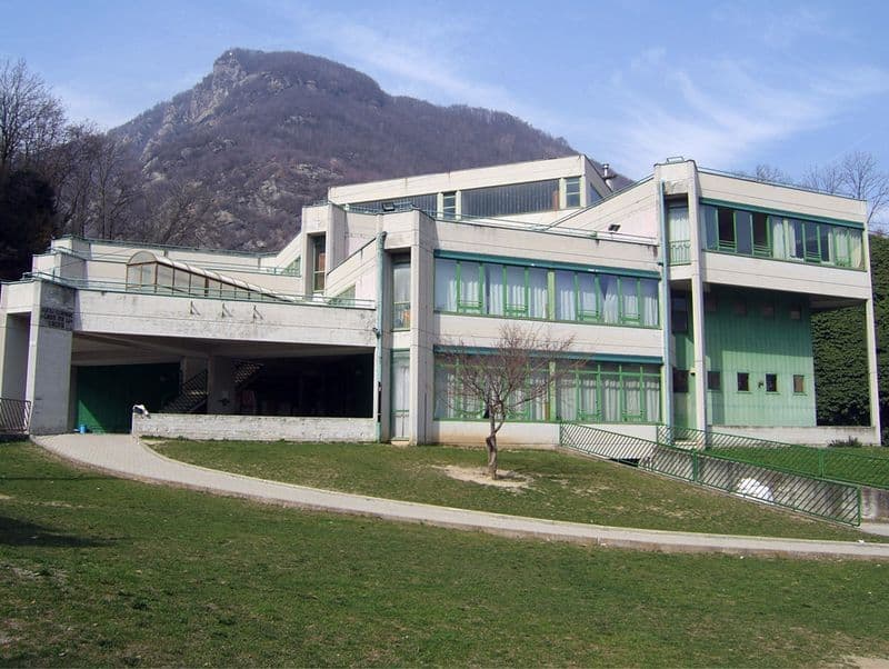 PONT CANAVESE - Preso l'autore del furto di computer a scuola: è un ragazzo di 22 anni. Incastrato grazie al Ris di Parma