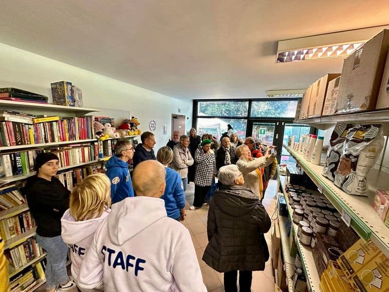 LEINI - Emporio solidale, aiutate 42 famiglie e 118 persone