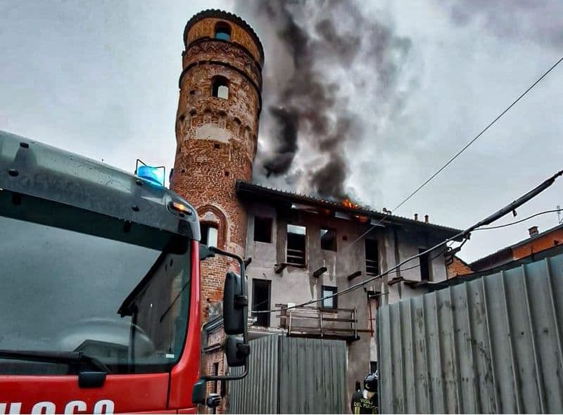 MONTANARO - Casa devastata da un incendio: gara di solidarietà per la famiglia che ha perso tutto