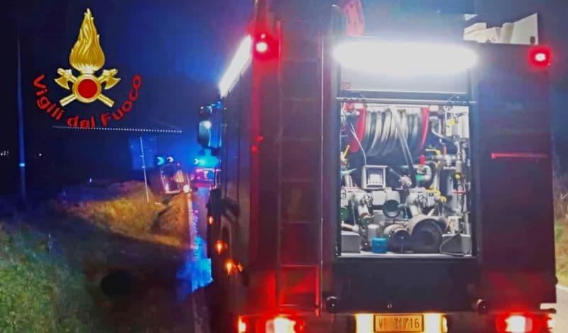 CANAVESE - Raffica di incidenti, automobilista sbalzato dalla vettura