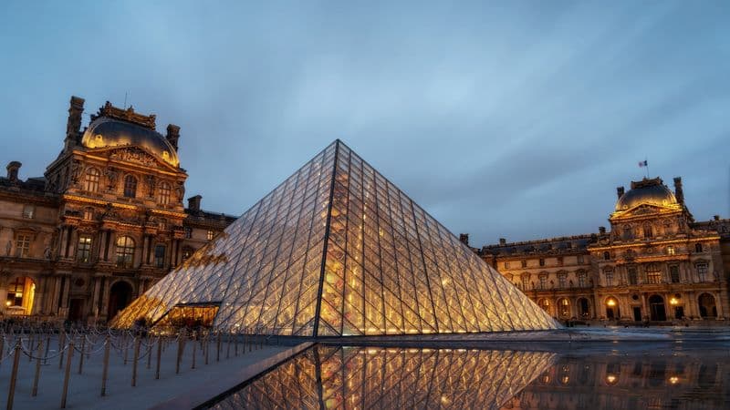 ARTE/1 - Il grido d'allarme del Louvre