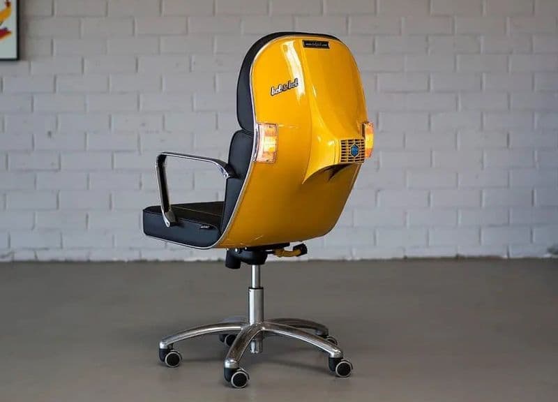 DESIGN - Scooter Chair, la Vespa diventa poltrona
