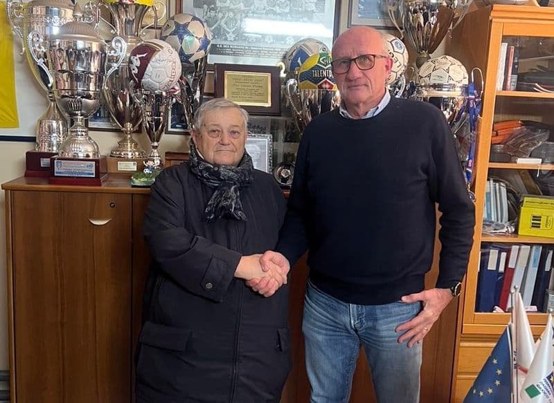 CALCIO SERIE D - La panchina del Borgaro ad Ezio Rossi: ex calciatore e allenatore del Torino