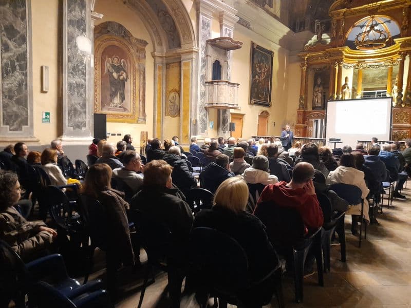 CUORGNE' - Progetto nuova cava: camion in transito 14 volte al giorno sulla provinciale per Alpette - FOTO