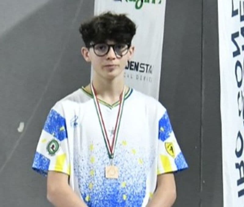 CUORGNE' - Tiro con l'arco, titolo regionale e bronzo ai campionati italiani per Andrea Fenoglio Gaddò