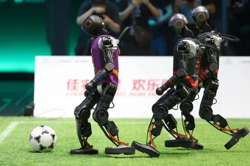 TECH - Il primo campionato di calcio per robot