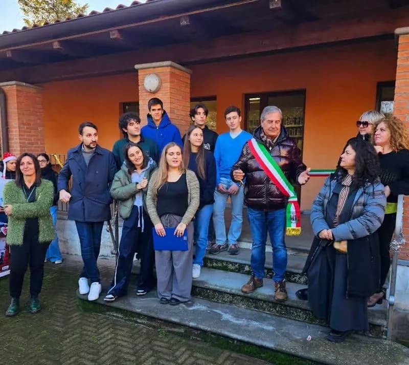 CUCEGLIO - Inaugurato «Cuce.Lab»: uno spazio per lettura, studio, creatività