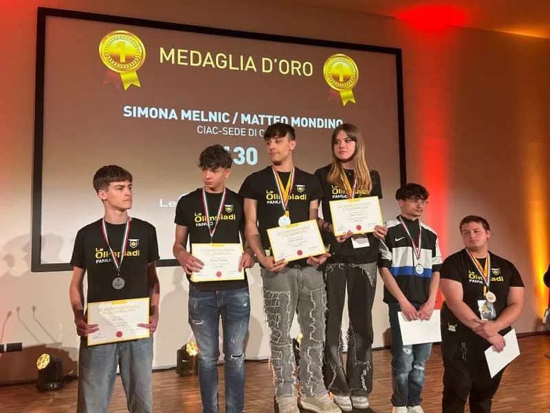 RIVAROLO CANAVESE-CIRIE' - Simona e Matteo oro alle olimpiadi di robotica industriale e programmazione