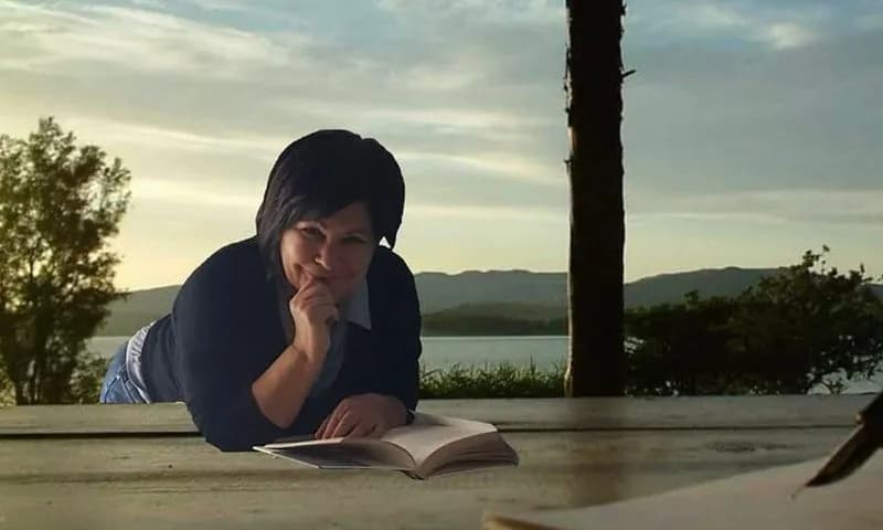 CHIVASSO - La scrittrice Maria Cicconetti tra i finalisti del premio Strega poesia