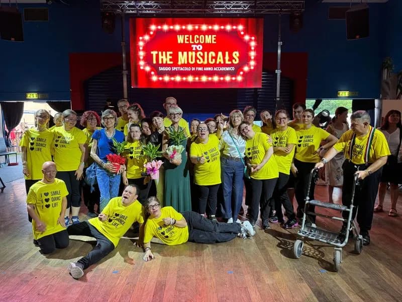 CHIVASSO - Ballando con il sorriso, il saggio dei ragazzi di «Insieme si può» e «Sensibilmente Danzando» - FOTO