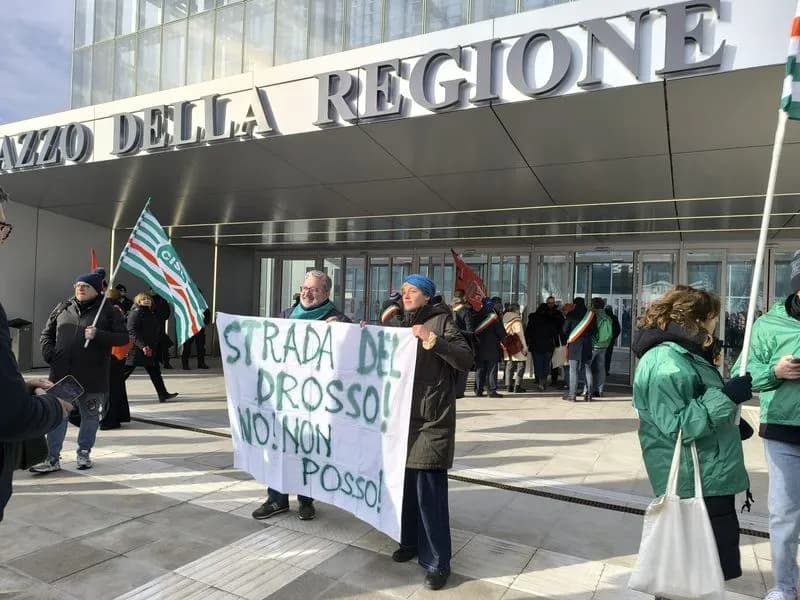 IVREA - Konecta chiude, oltre mille posti a rischio: la Regione Piemonte convoca l'azienda - FOTO e VIDEO