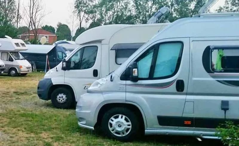 MAZZE' - Movimenti insoliti vicino all'ex discarica: cittadini preoccupati