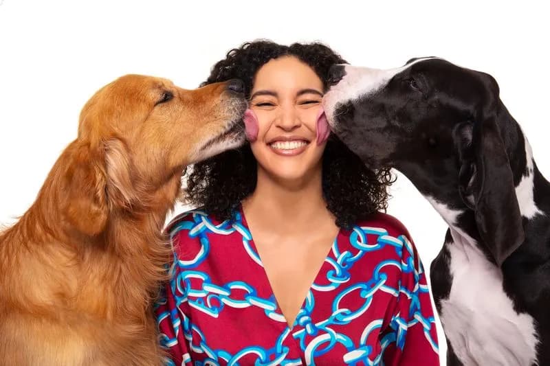 SOCIETA' - Il 96% degli italiani considera il proprio animale domestico un membro della famiglia