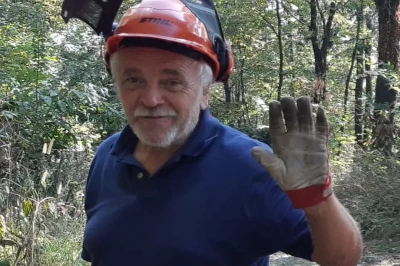 PIVERONE - L'addio al volontario Aib, Sergio Pelotto: era diventato il Babbo Natale del paese