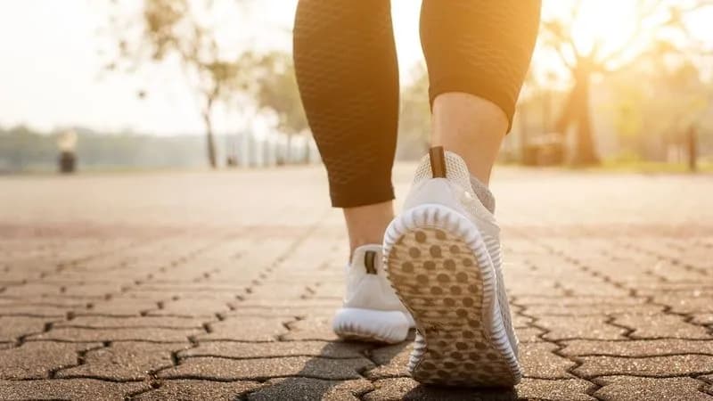 FITNESS - Tutti i benefici del retro-walking