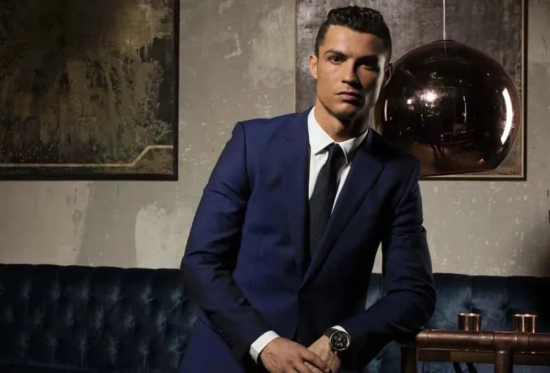 GLAMOUR - Vega, il club super esclusivo di CR7