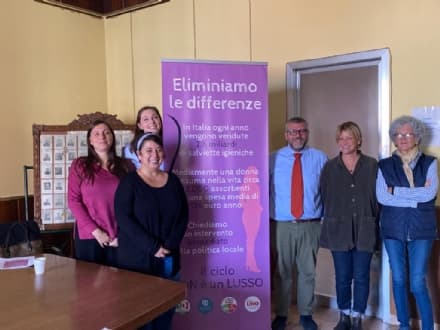 LEINI - Il Partito Democratico presenta «Eliminiamo le differenze - il ciclo non è un lusso» - FOTO