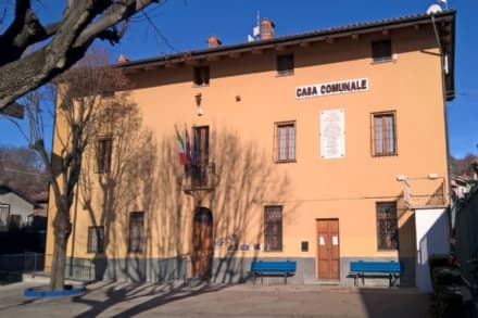 MONTALENGHE - Contro il «caro bollette» l'illuminazione pubblica si accende in ritardo