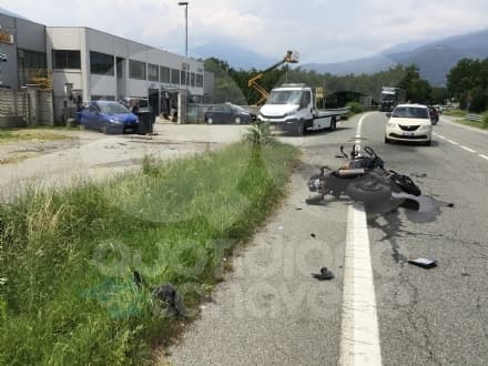 VALPERGA-CUORGNÈ - Spaventoso incidente sulla 460: padre e figlio, motociclisti, feriti nello schianto - FOTO E VIDEO
