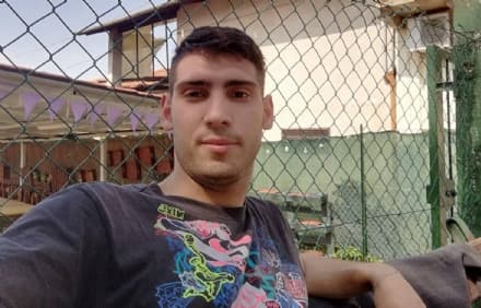 CANAVESE - Muore a 25 anni in Versilia: oggi i funerali. Il padre ancora gravissimo sottoposto a un trapianto