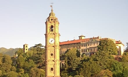 VALPERGA - Caro bollette, il Comune spegne l'illuminazione di campanile, castello e Belmonte