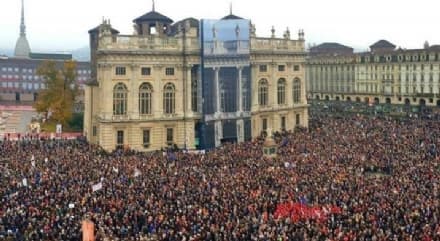 TORINO - Folta delegazione dal Canavese alla manifestazione Si Tav - FOTO