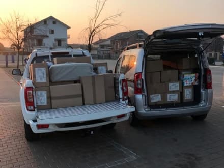 VOLPIANO - Consegnati 42 scatoloni di aiuti per i profughi dall'Ucraina