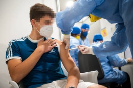 CANAVESE - Errore al centro vaccinale: AstraZeneca anziché Pfizer a 17 under 60. I vaccinati sotto osservazione medica