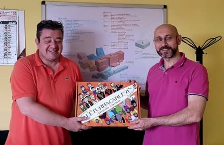 IVREA - Il gioco «Al'è turna carlevé» donato all'ospedale