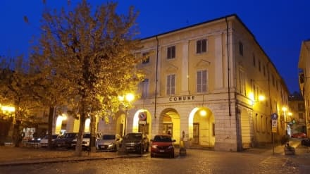 CASTELLAMONTE - Opposizione a gamba tesa sul sindaco Mazza: «Oltre le parole vorremmo vedere i fatti»