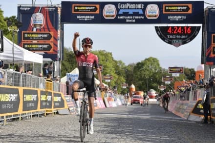 CICLISMO - Egan Bernal esulta: «Prima vittoria in Italia in un luogo simbolo della carriera di Marco Pantani» - FOTO