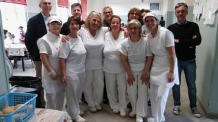 CUORGNE' - Genitori e bimbi promuovono la mensa delle scuole