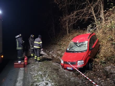 RIVAROLO - Incidente nella notte con auto ribaltata - FOTO