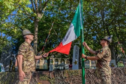 IVREA - L'invasione degli Alpini per il grande raduno del primo Raggruppamento - VIDEO