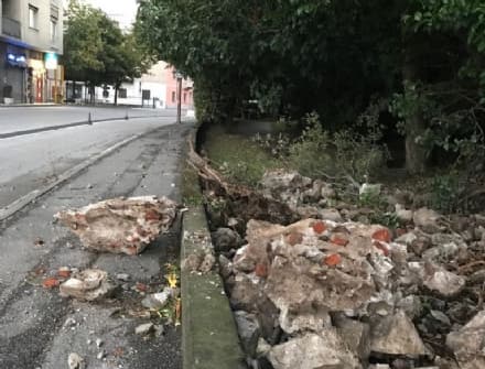 IVREA - Pioggia e vento forte: crollano pezzi del muro romano