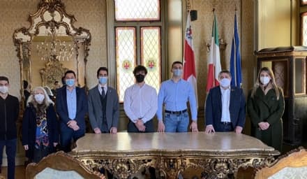 IVREA - Giorno del Ricordo, presenti anche alcuni studenti delle superiori