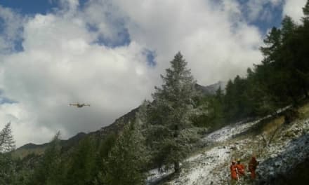 VALLE SOANA - I canadair lasciano la valle: l'incendio è stato spento ma è caccia al piromane. Bruciati 40 ettari