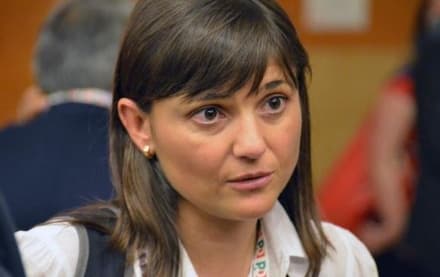 IVREA - Blitz a sorpresa delle Iene alla festa de L'Unità