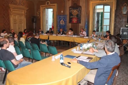 RIVAROLO - La giunta fa quadrato e difende l'assessore Diemoz