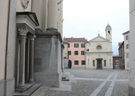 IVREA - Con gli studenti del Botta alla scoperta dei monumenti