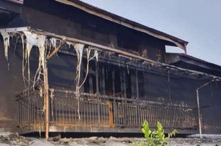 RIVAROLO CANAVESE - Incendio danneggia un'abitazione di via Fratelli Cervi: salvi due pensionati - FOTO